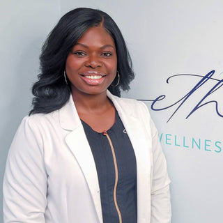 Photo of Elizabeth, Virtual Esthetician who offers Virtual Esthetician Consultations